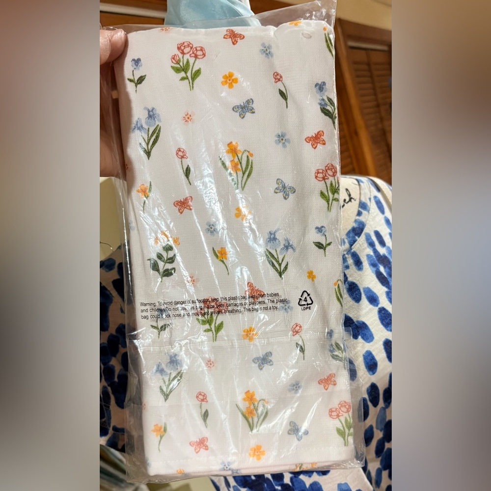Happy Spring Kitchen Towel 2 pack NEW - Picture 2 of 2